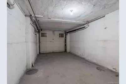 33-05 143rd Street #1405, Flushing, NY 11354 - Photo 17