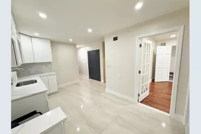 60 Saint Johns Avenue, Valley Stream, NY 11580 - Photo 25