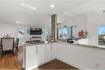 766 Guy Lombardo Avenue, Freeport, NY 11520 - Photo 43