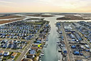 766 Guy Lombardo Ave, Freeport, NY 11520 - Photo 33