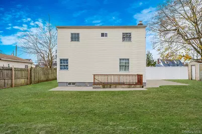 47 Satinwood Street, Central Islip, NY 11722 - Photo 25