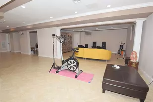 35 Meadow Woods Rd, Great Neck, NY 11020 - Photo 35