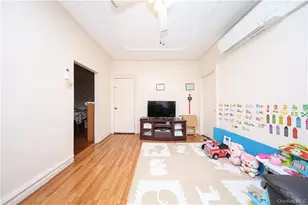2284 E 22nd St, Brooklyn, NY 11229 - Photo 9