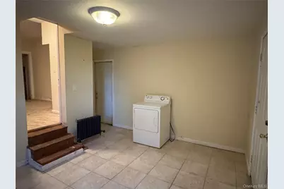 142-06 116th Avenue, Jamaica, NY 11436 - Photo 17