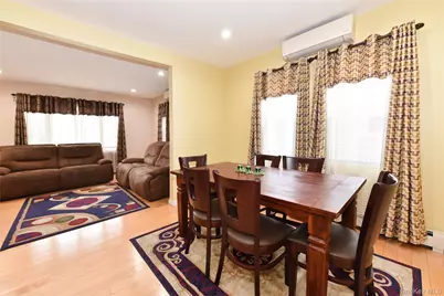 113 Stewart Avenue, Hempstead, NY 11550 - Photo 13