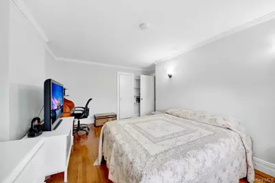 2529 Westervelt Avenue, Bronx, NY 10469 - Photo 13