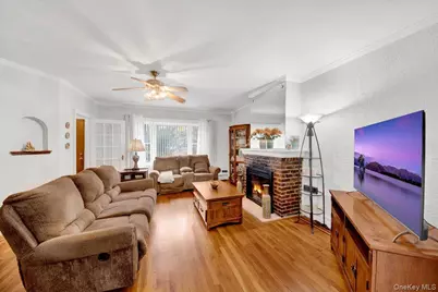 2529 Westervelt Avenue, Bronx, NY 10469 - Photo 3