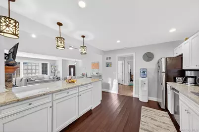 550 Beach Road, Mahopac, NY 10541 - Photo 13