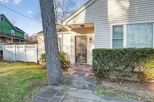 550 Beach Rd, Mahopac, NY 10541 - Photo 5