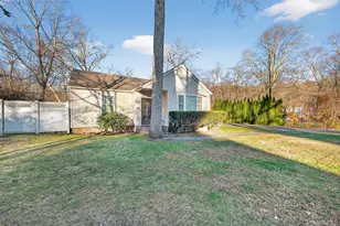 550 Beach Rd, Mahopac, NY 10541 - Photo 3