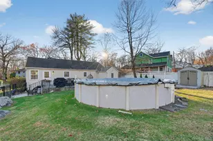 550 Beach Rd, Mahopac, NY 10541 - Photo 29