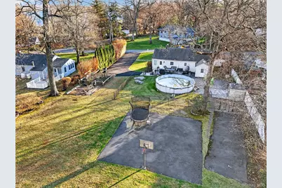 550 Beach Road, Mahopac, NY 10541 - Photo 35