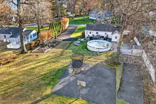 550 Beach Rd, Mahopac, NY 10541 - Photo 35