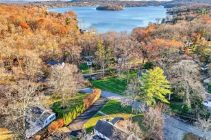 550 Beach Rd, Mahopac, NY 10541 - Photo 37