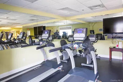 1207 Willow Lane, Valley Stream, NY 11580 - Photo 29