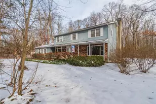 9 Brook Pl, Wappingers Falls, NY 12590 - Photo 3