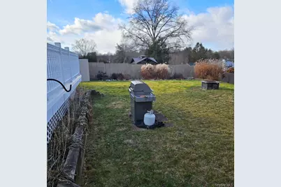 28 Cardinal Drive, Poughkeepsie, NY 12601 - Photo 5