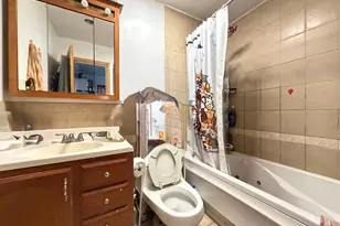 111-20 14th Rd, College Point, NY 11356 - Photo 9