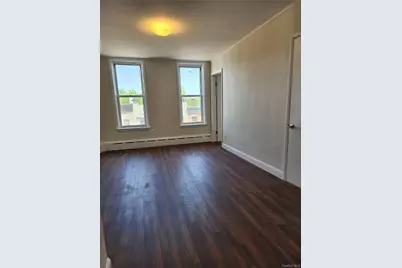 6410 Myrtle Avenue, Glendale, NY 11385 - Photo 11
