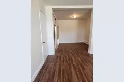 6410 Myrtle Avenue, Glendale, NY 11385 - Photo 9