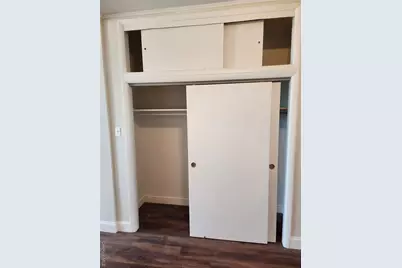 6410 Myrtle Avenue, Glendale, NY 11385 - Photo 15