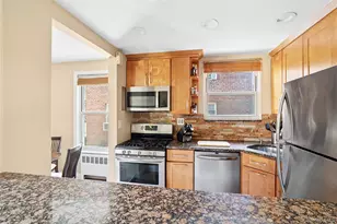 44 Edwards St, Roslyn Heights, NY 11577 - Photo 9