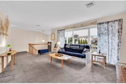 266 Bayview Avenue, Massapequa, NY 11758 - Photo 11