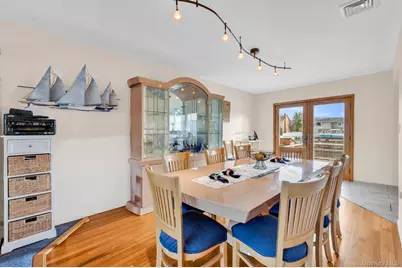 266 Bayview Avenue, Massapequa, NY 11758 - Photo 9