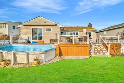 266 Bayview Avenue, Massapequa, NY 11758 - Photo 35