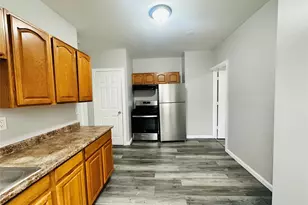 7 Franklin St, Poughkeepsie, NY 12601 - Photo 5