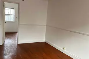 153-07 Arlington Terrace, Jamaica, NY 11433 - Photo 3