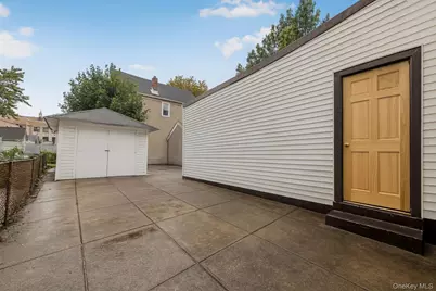 9006 107th Avenue, Ozone Park, NY 11417 - Photo 13