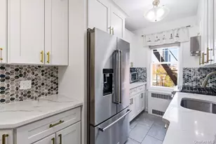 76-36 113th St, Forest Hills, NY 11375 - Photo 5