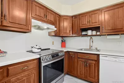 46 Mitchell Avenue, Poughkeepsie, NY 12603 - Photo 15