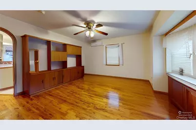 120 Barrymore Boulevard, Franklin Square, NY 11010 - Photo 23