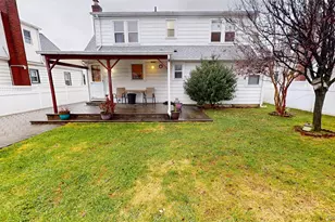 120 Barrymore Blvd, Franklin Square, NY 11010 - Photo 33