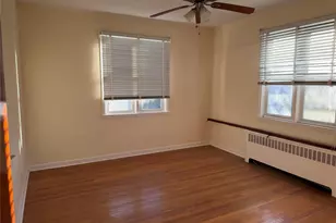 512 Minnieford Ave, Bronx, NY 10464 - Photo 11