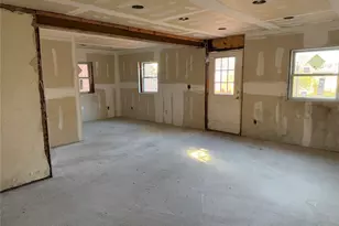 512 Minnieford Ave, Bronx, NY 10464 - Photo 17