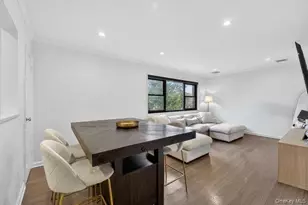 127 15th St, Garden City, NY 11530 - Photo 9