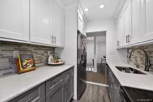 127 15th St, Garden City, NY 11530 - Photo 13