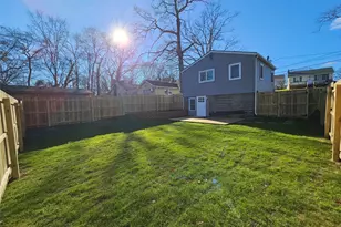 133 Denton St, Patchogue, NY 11772 - Photo 19