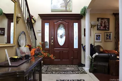 35 Hastings Drive, Ridge, NY 11961 - Photo 5