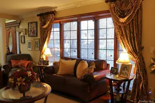 35 Hastings Dr, Ridge, NY 11961 - Photo 7