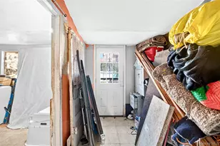 1007 E 215th St, Bronx, NY 10469 - Photo 13