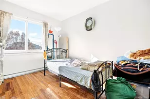 1007 E 215th St, Bronx, NY 10469 - Photo 23