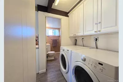 373 Magnolia Drive, Selden, NY 11784 - Photo 11