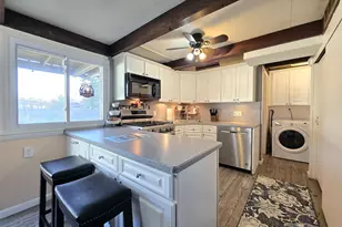 373 Magnolia Dr, Selden, NY 11784 - Photo 9