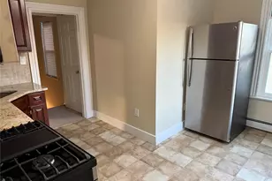 75 Anstice St, Oyster Bay, NY 11771 - Photo 3