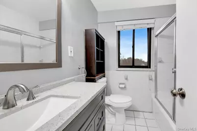 25 Lake Street #7H, White Plains, NY 10603 - Photo 7