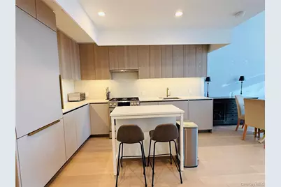 3 Court Square #533, Long Island City, NY 11101 - Photo 3